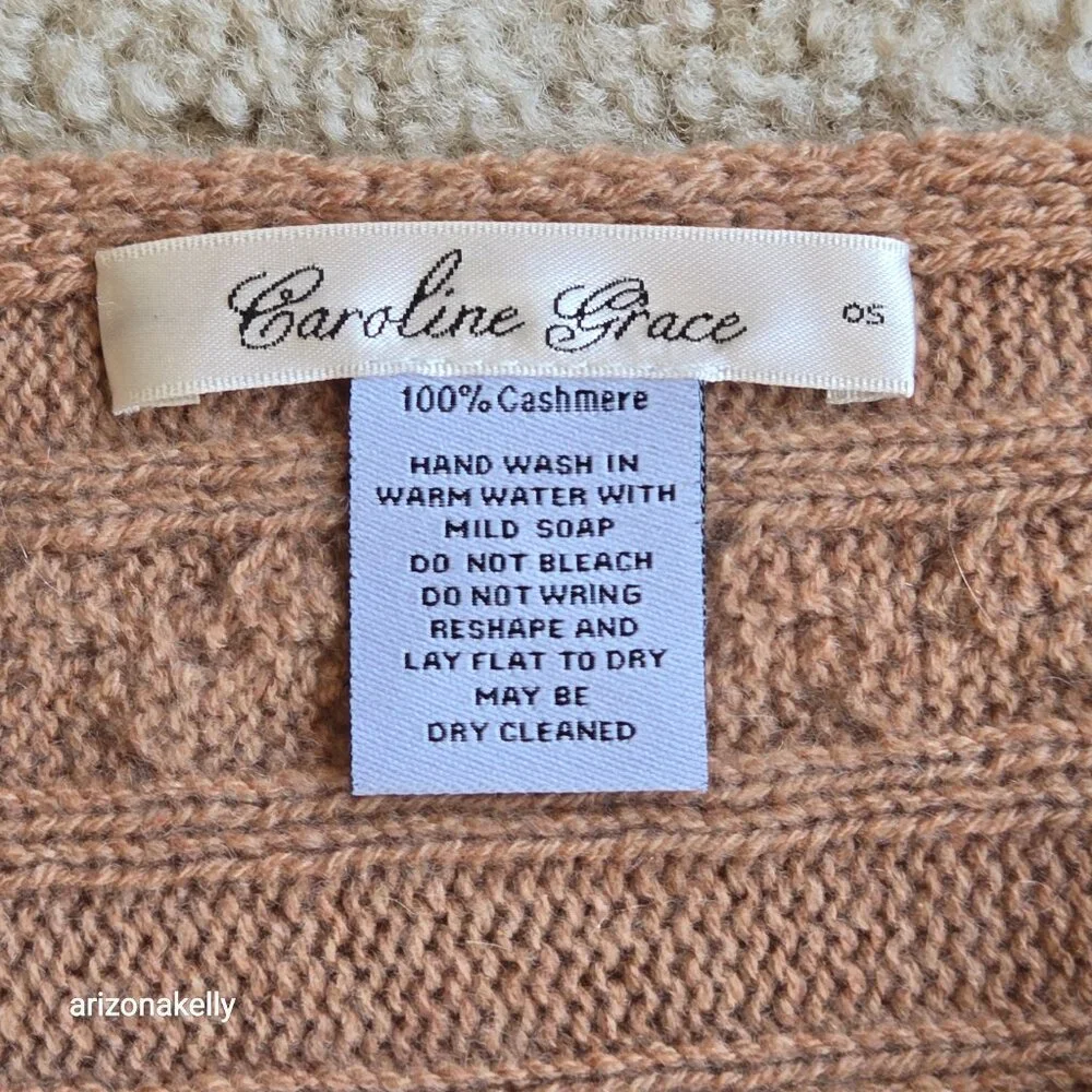NWOT Caroline Grace Cashmere Tan Cable Knit Scarf